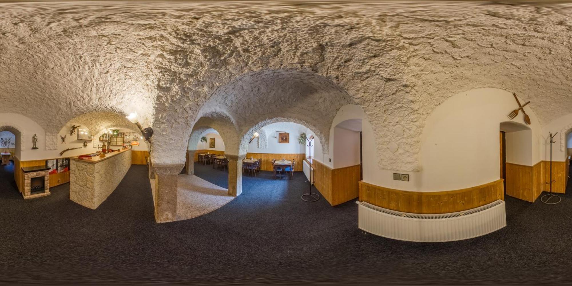 Apartmany-Zamecka Restaurace Jindrichovice Exteriör bild
